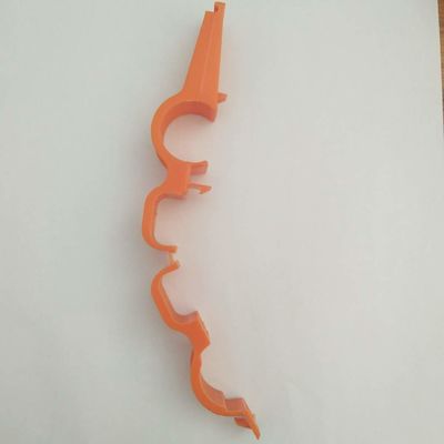 Nipple Drinking System Polypropylene Poultry Hook
