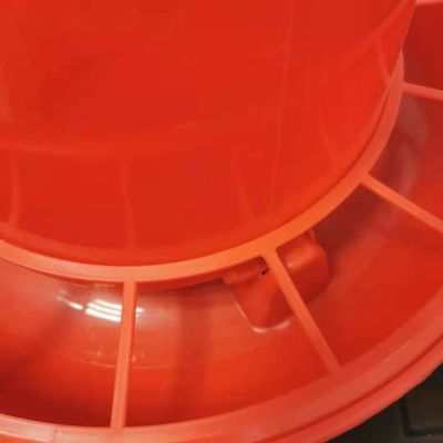 Manual Plastic 10kg Poultry Chicken Feeder For Chicken House